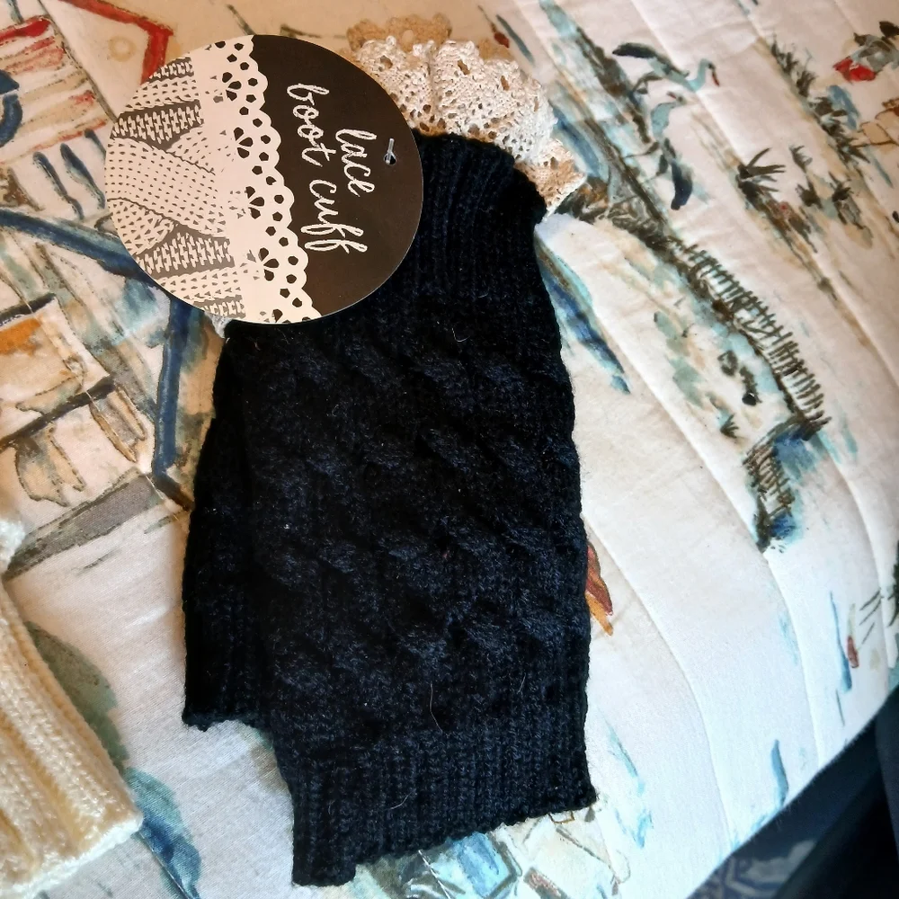 🧭2 pr boot socks/cuff/cover NWT